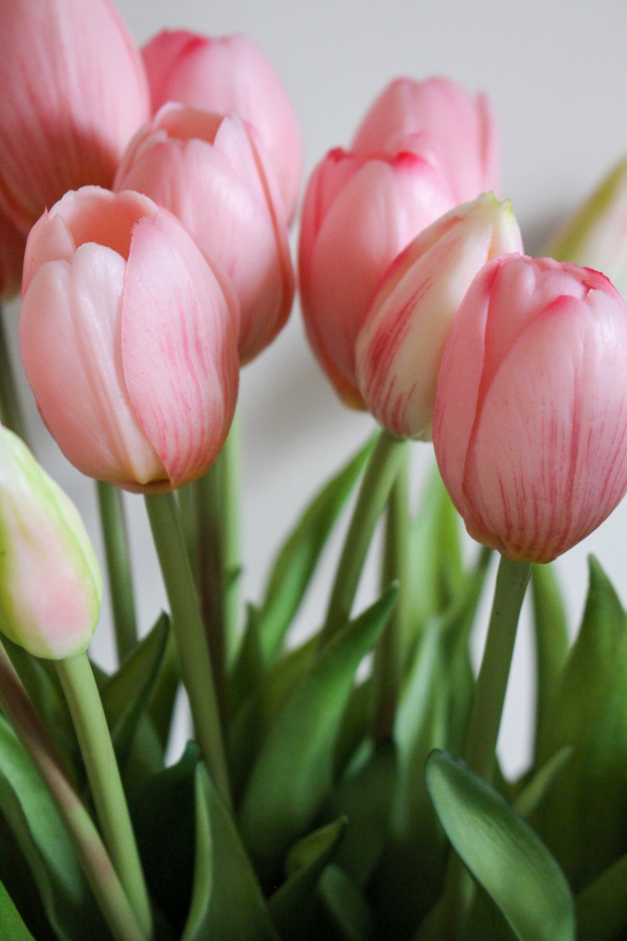 Bouquet de Tulipes Roses Artificielles — Composition Florale