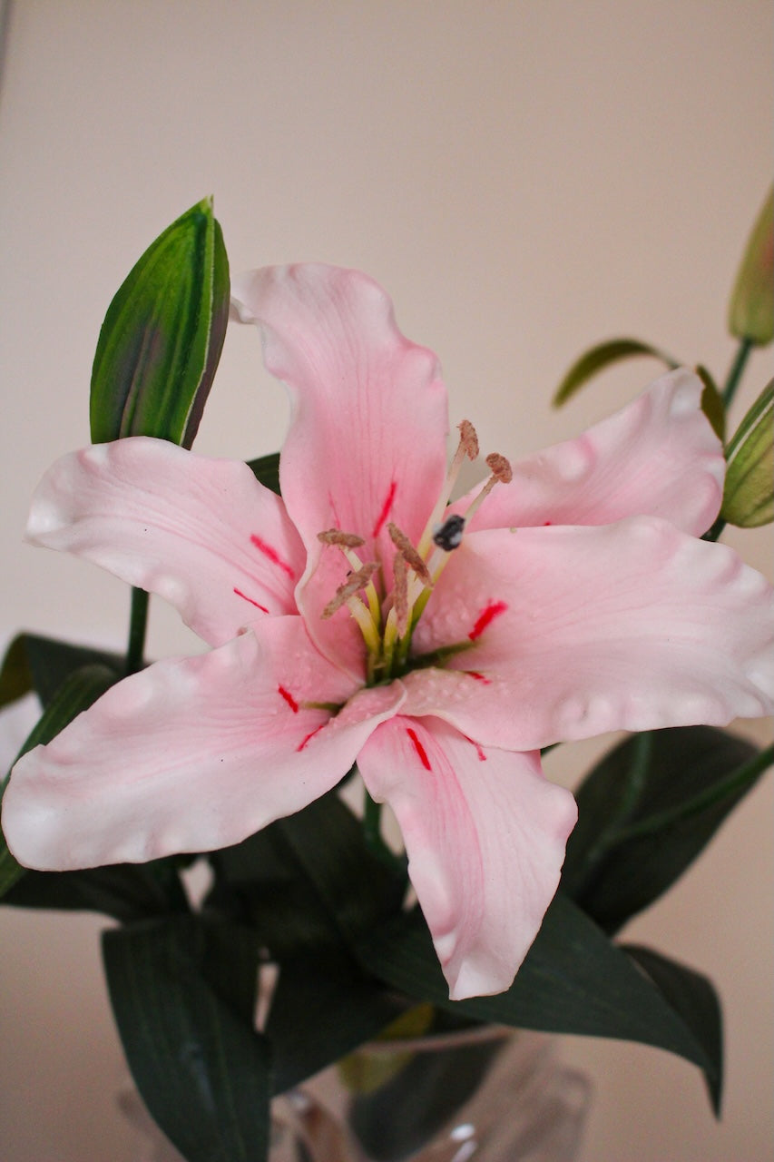 Lys Rose Artificiel Real Touch — Fleur Haute Qualité